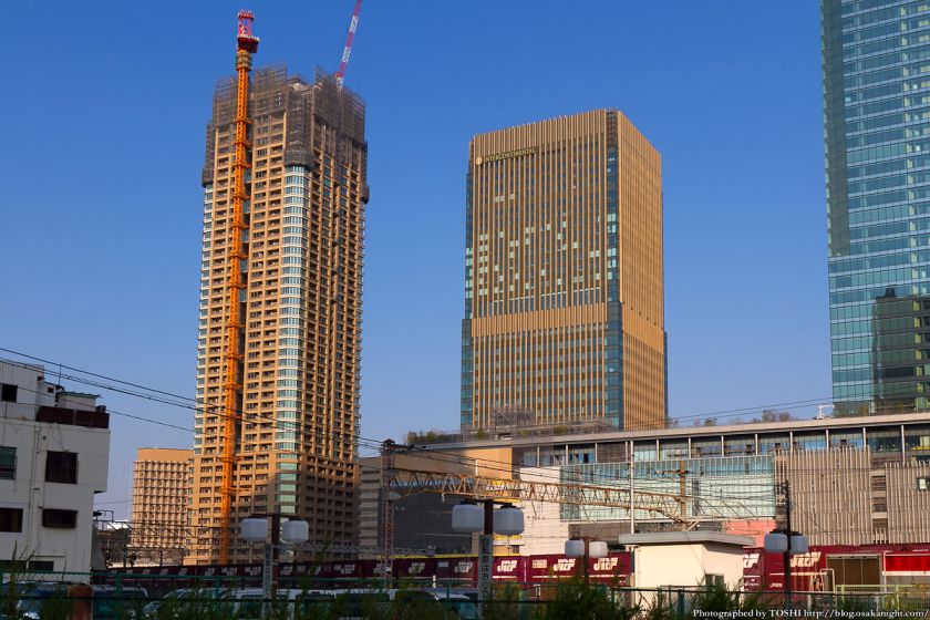 グランフロント大阪オーナーズタワーとインターコンチネンタルホテル大阪 2012年10月