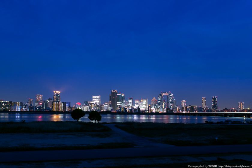 淀川河川公園の夜景 2013 01