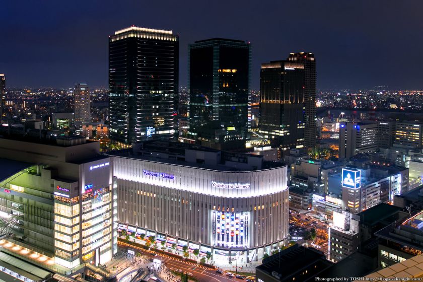 阪急グランドビルから見るグランフロント大阪 夜景