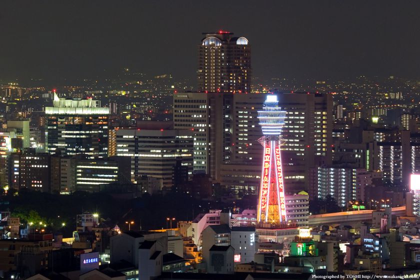スイスホテル南海大阪から 通天閣のライトアップ夜景