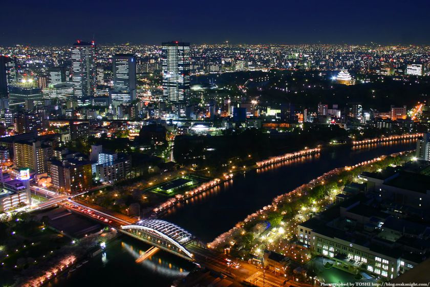 大阪城とOBPの夜景 from OAPタワー