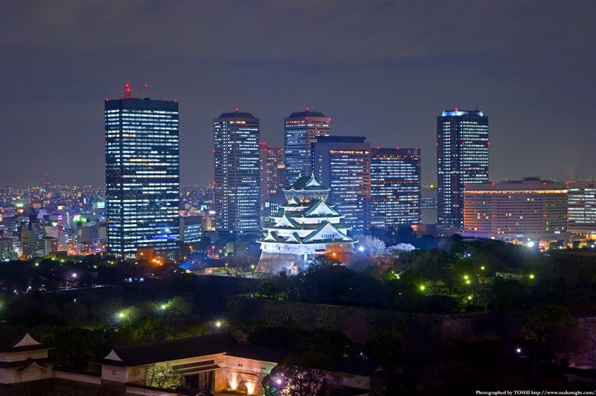 大阪城とOBPの夜景