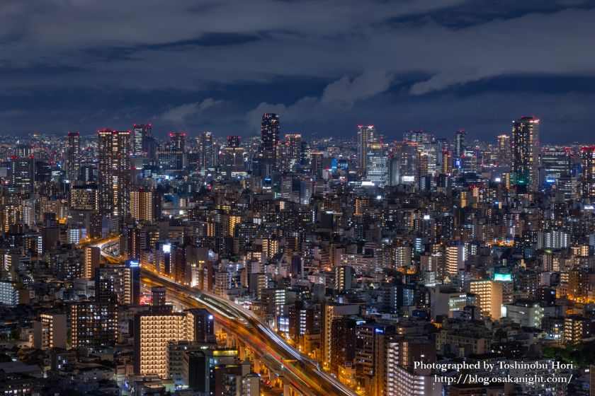 アートホテル大阪ベイタワーからの夜景 大阪都心方面 2020年9月