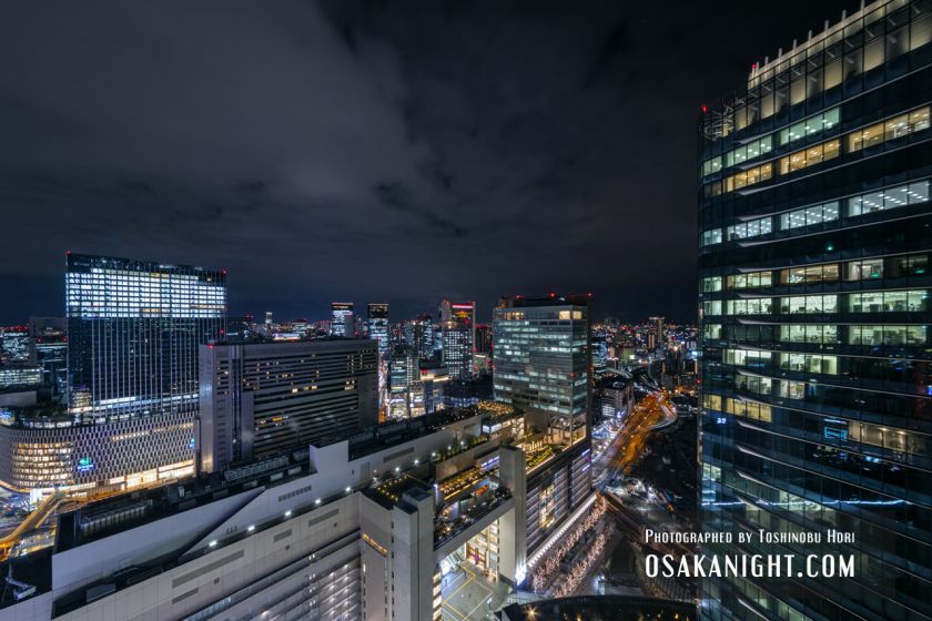 ホテル阪急レスパイア大阪からの夜景 JR大阪駅全景 03