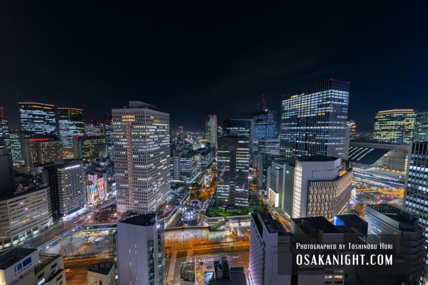 アパホテル大阪梅田駅タワー 展望プールからの夜景 01