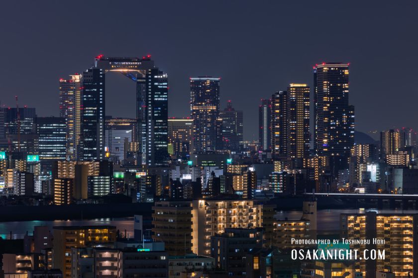 からくさホテルグランデ新大阪タワーからの夜景 梅田の高層ビル群 梅田スカイビル～福島