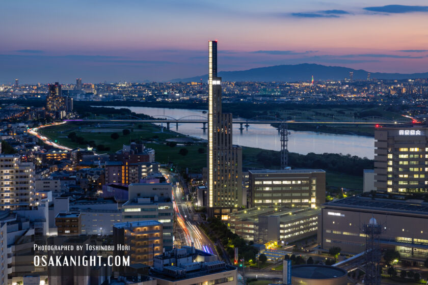 カンデオホテルズ大阪枚方 関医タワー 夕景