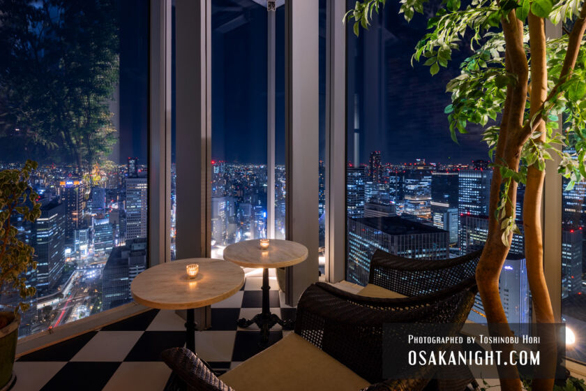 The 33 Cafe & Restaurant 内観 03